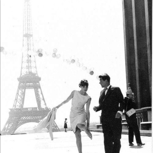 Meet your Posher, Elle G. - Picture 4 of 8